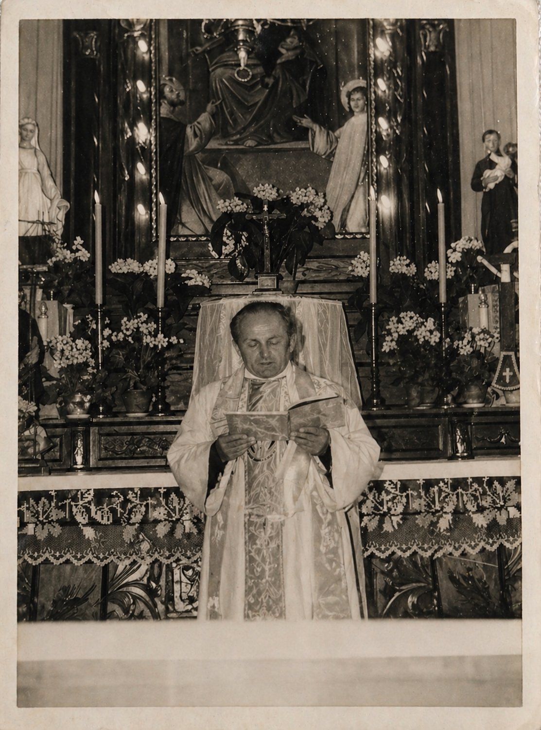 kssidor_w_kosciele.jpg